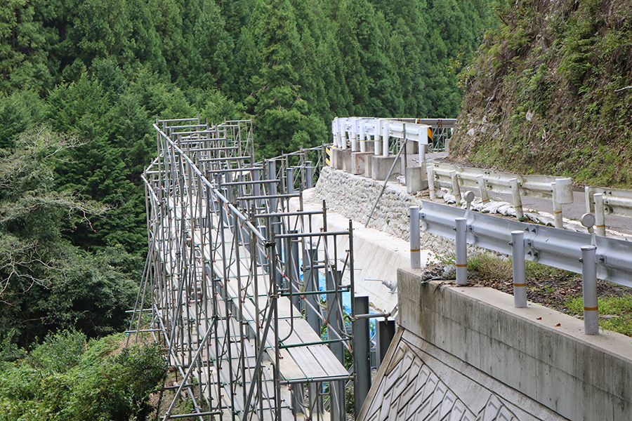 道路拡幅工事